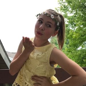 Meet your Posher, Mahri